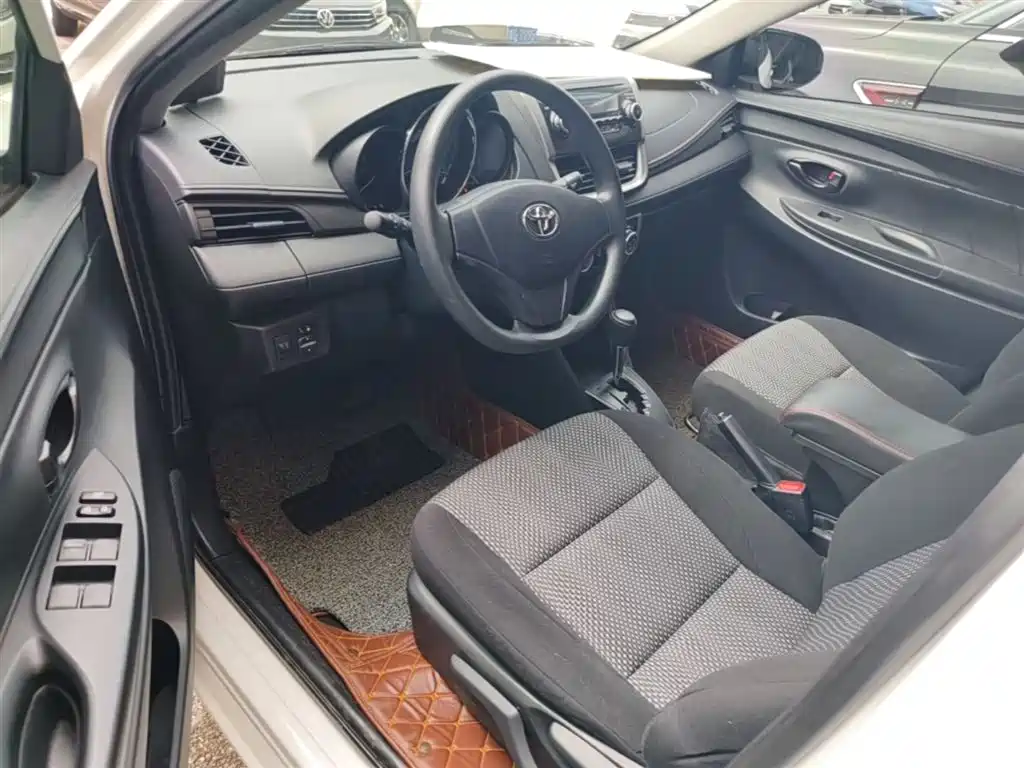 Toyota Vios FS 2017 1.5L CVT Fengchi Edition фото 16