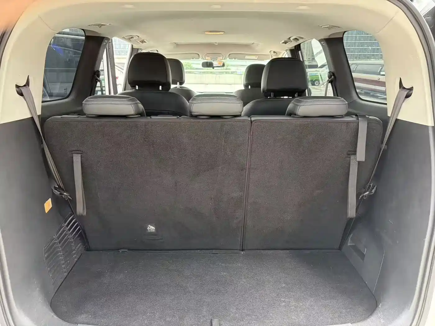 SAIC Maxus Dajia 5 2021 2022 1.3T PLUG IN Joy Edition (7-seater)
