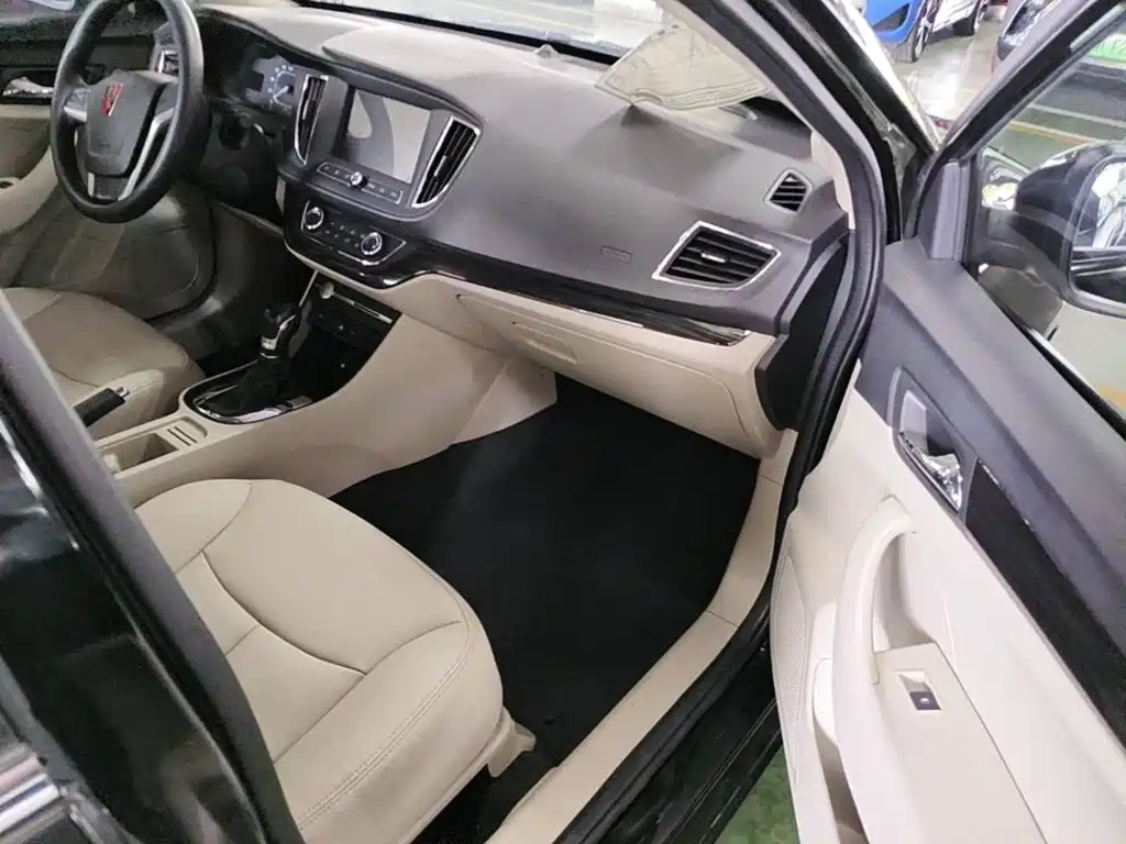 Roewe 360 2017 2017 1.5L Auto Luxury Edition