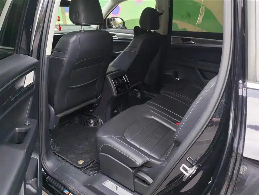 Volkswagen Teramont 2020 380TSI 4WD Luxury Edition China VI фото 10