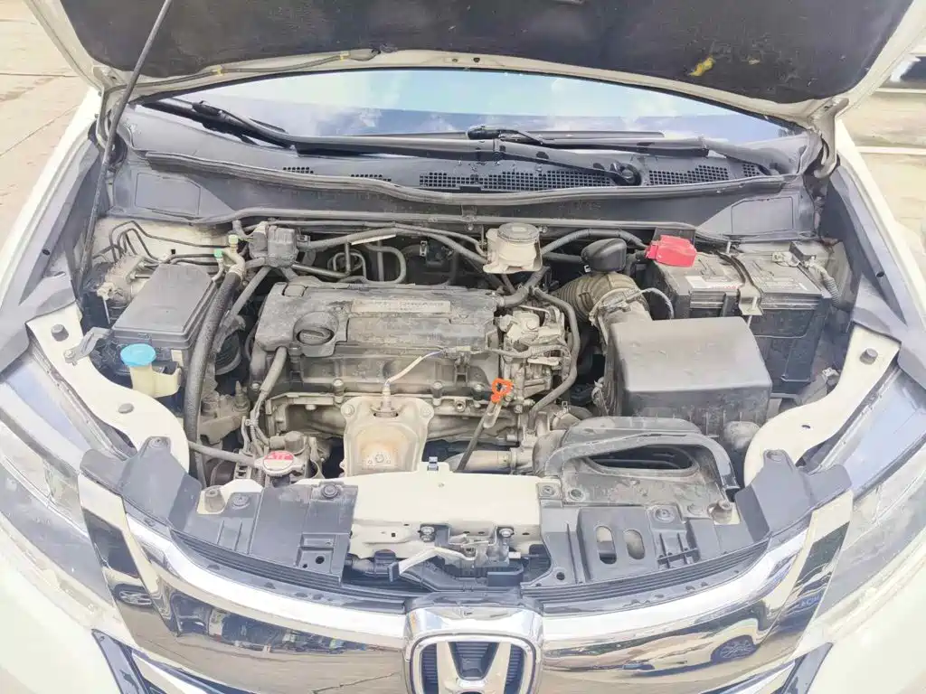 Фото 9 - Honda Odyssey