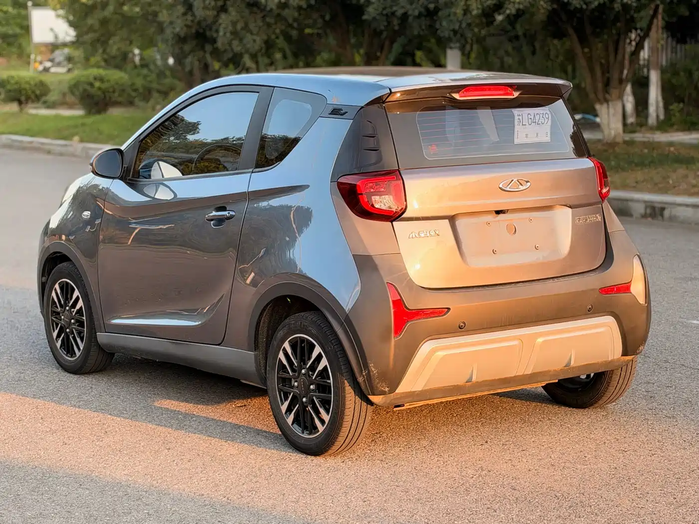QQ New Energy Little Ant 2024 2024 Youth Edition 251km True Love Version 25.05kWh