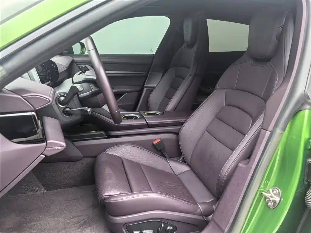Porsche Taycan 2022 Taycan 4 Cross Turismo фото 22