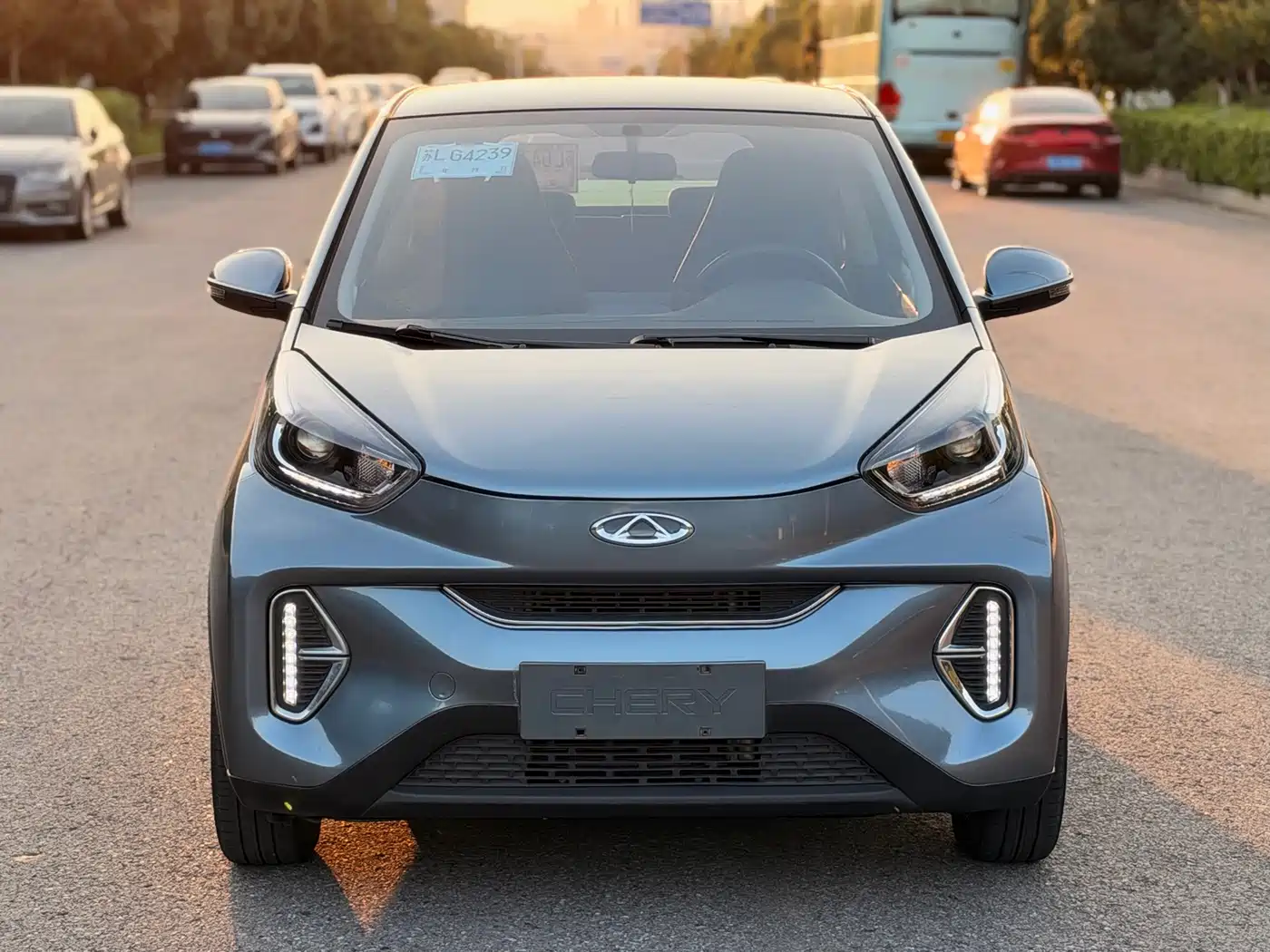 2024 QQ New Energy Little Ant