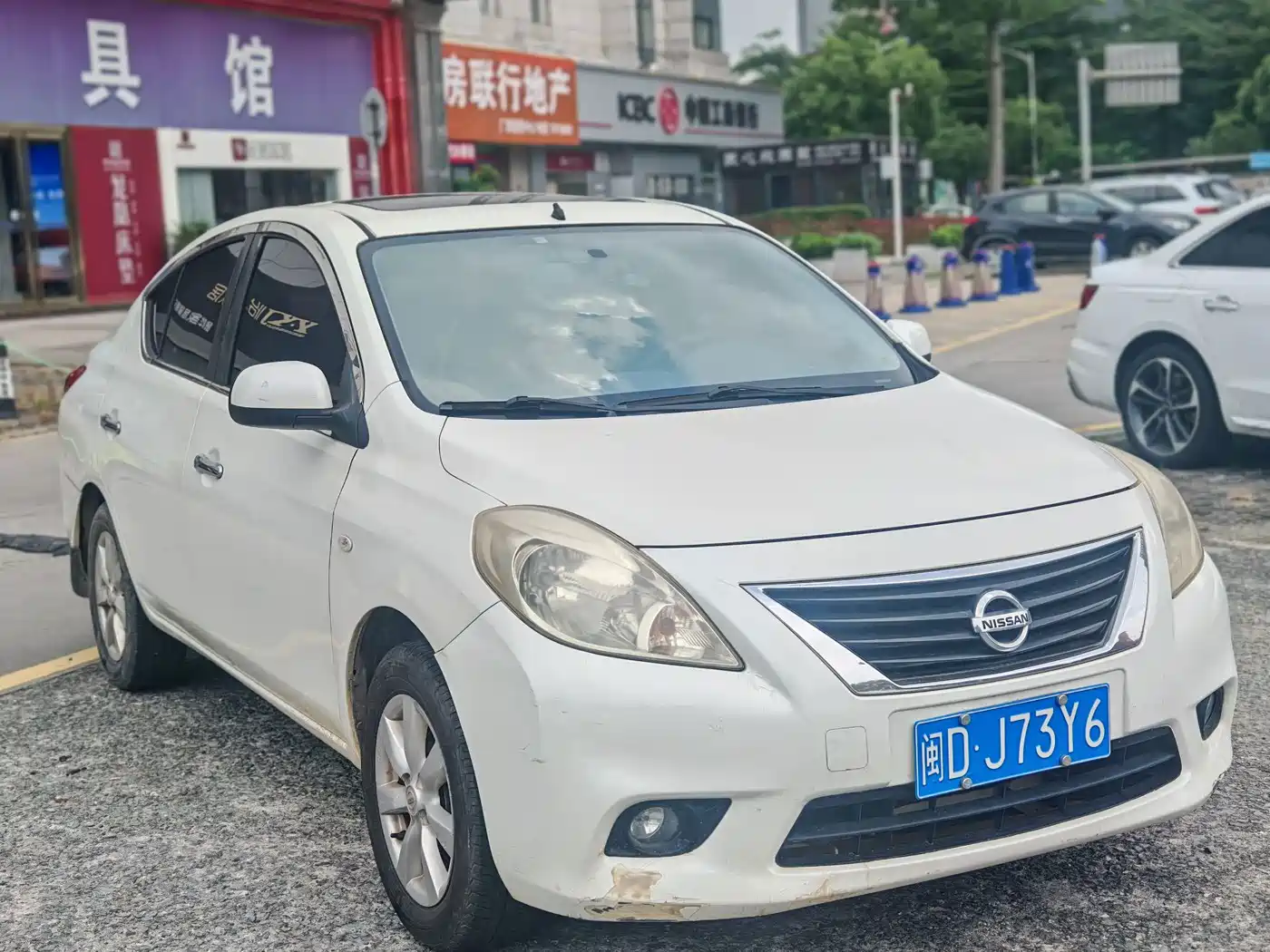 Nissan Sunny 2012 2011 1.5XV CVT Premium Edition