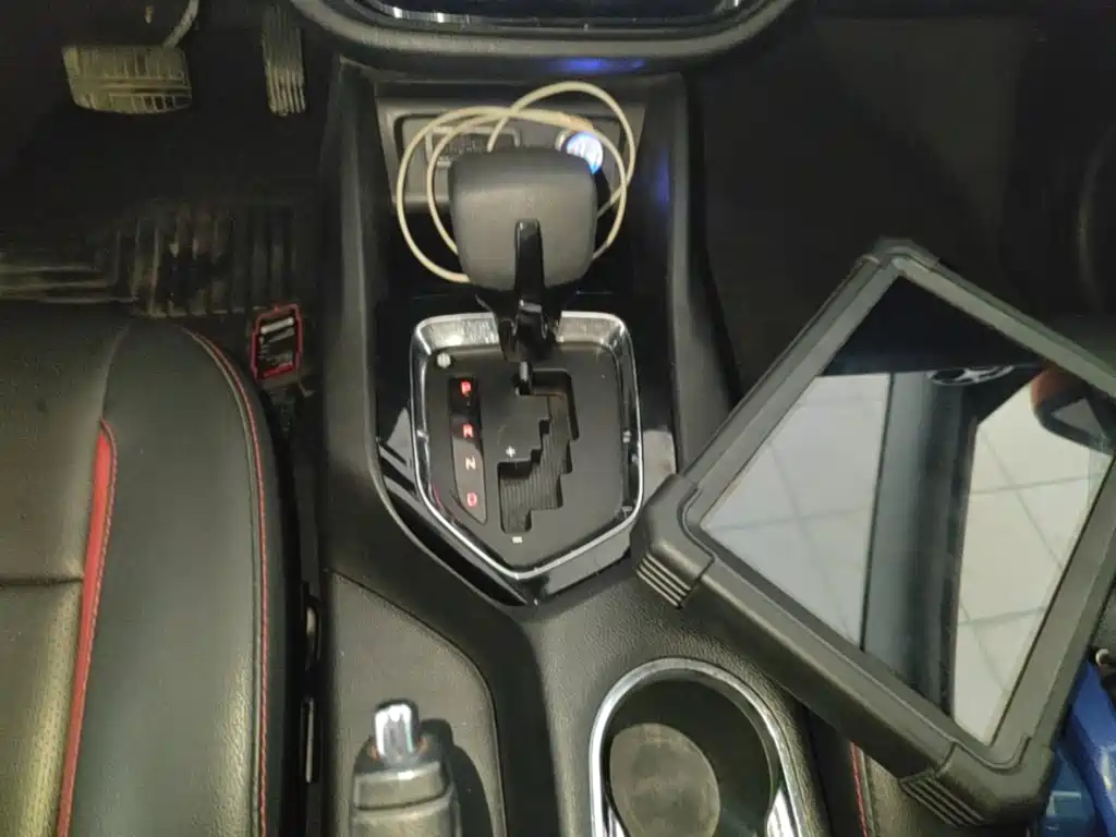 Soueast DX3 2017 2016 1.5T CVT Premium