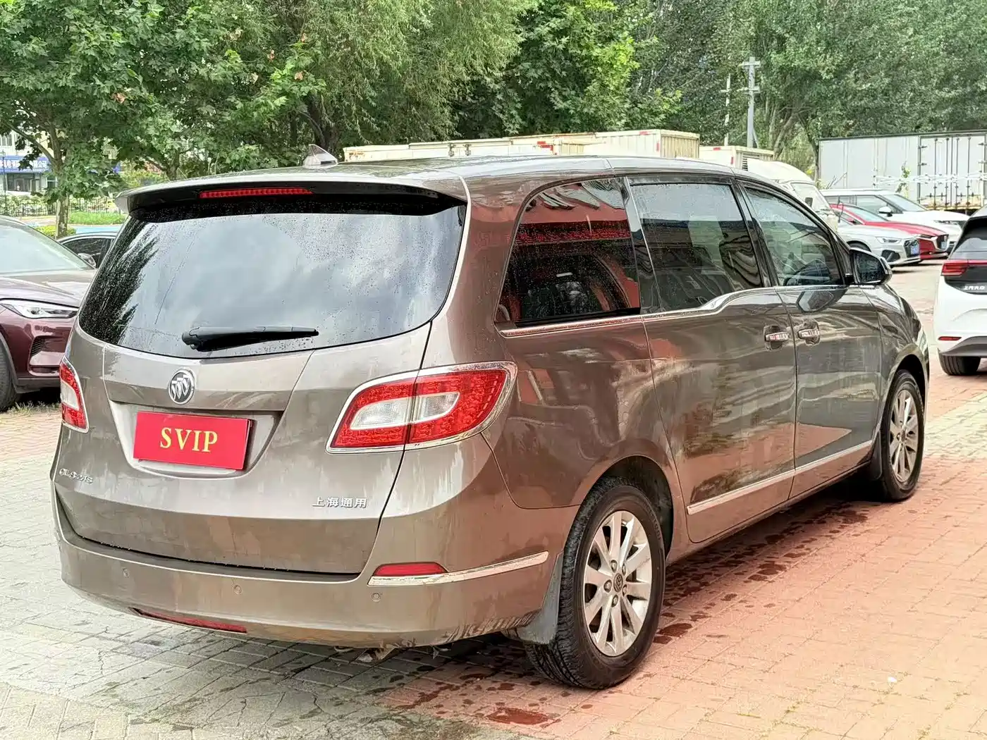 Buick GL8 2011 2011 2.4L LT Luxury Business Executive