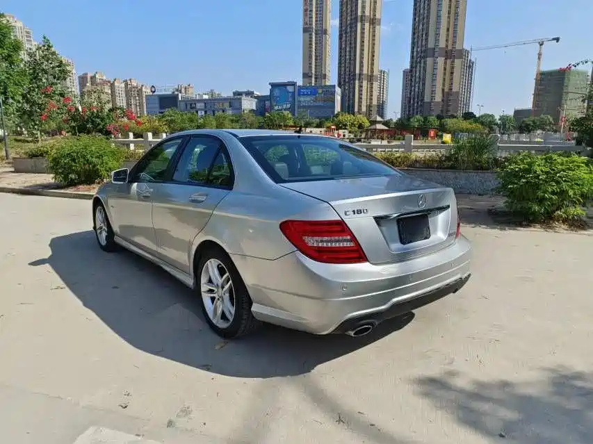 Фото 7 - Mercedes-Benz C-Class