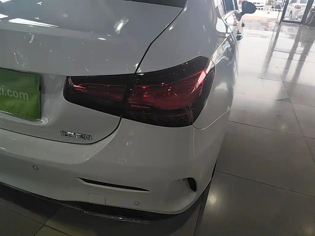 Mercedes-Benz A-Class 2023 A 200 L Fashion фото 8