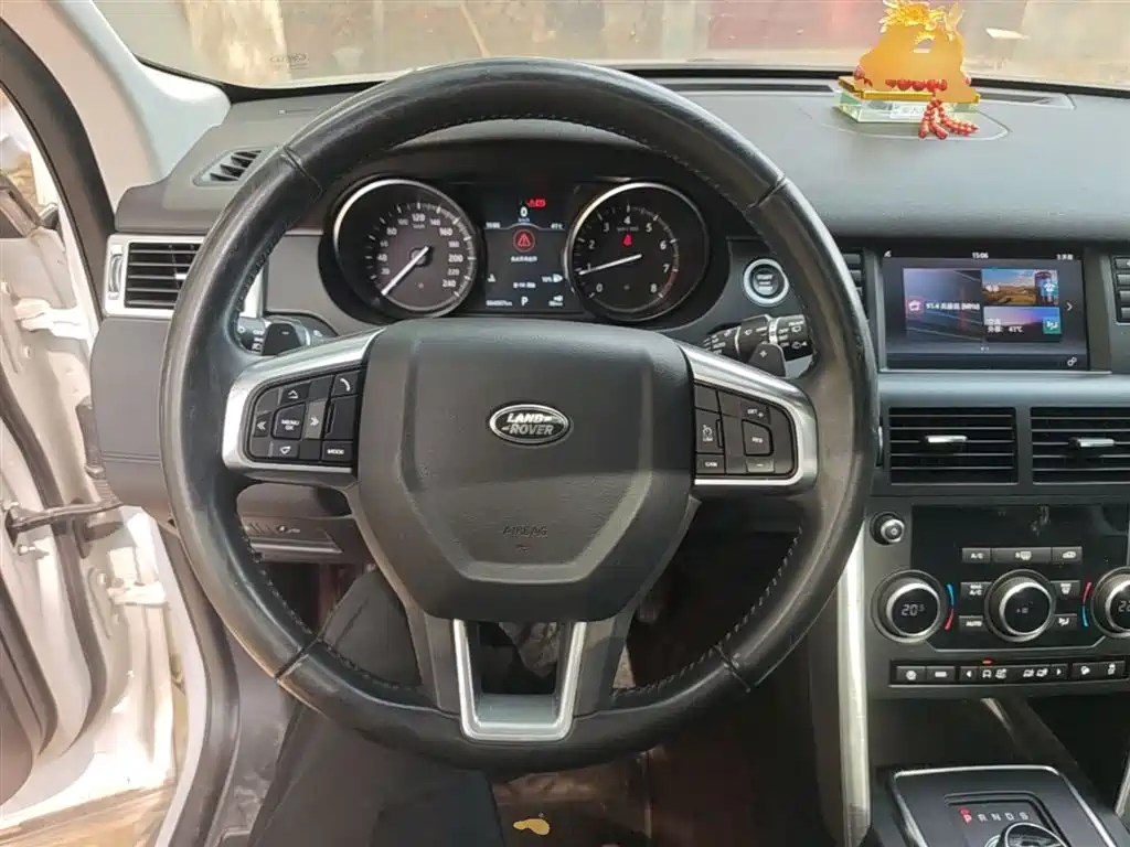 Land Rover Discovery Sport 2018 240PS SE Edition фото 11