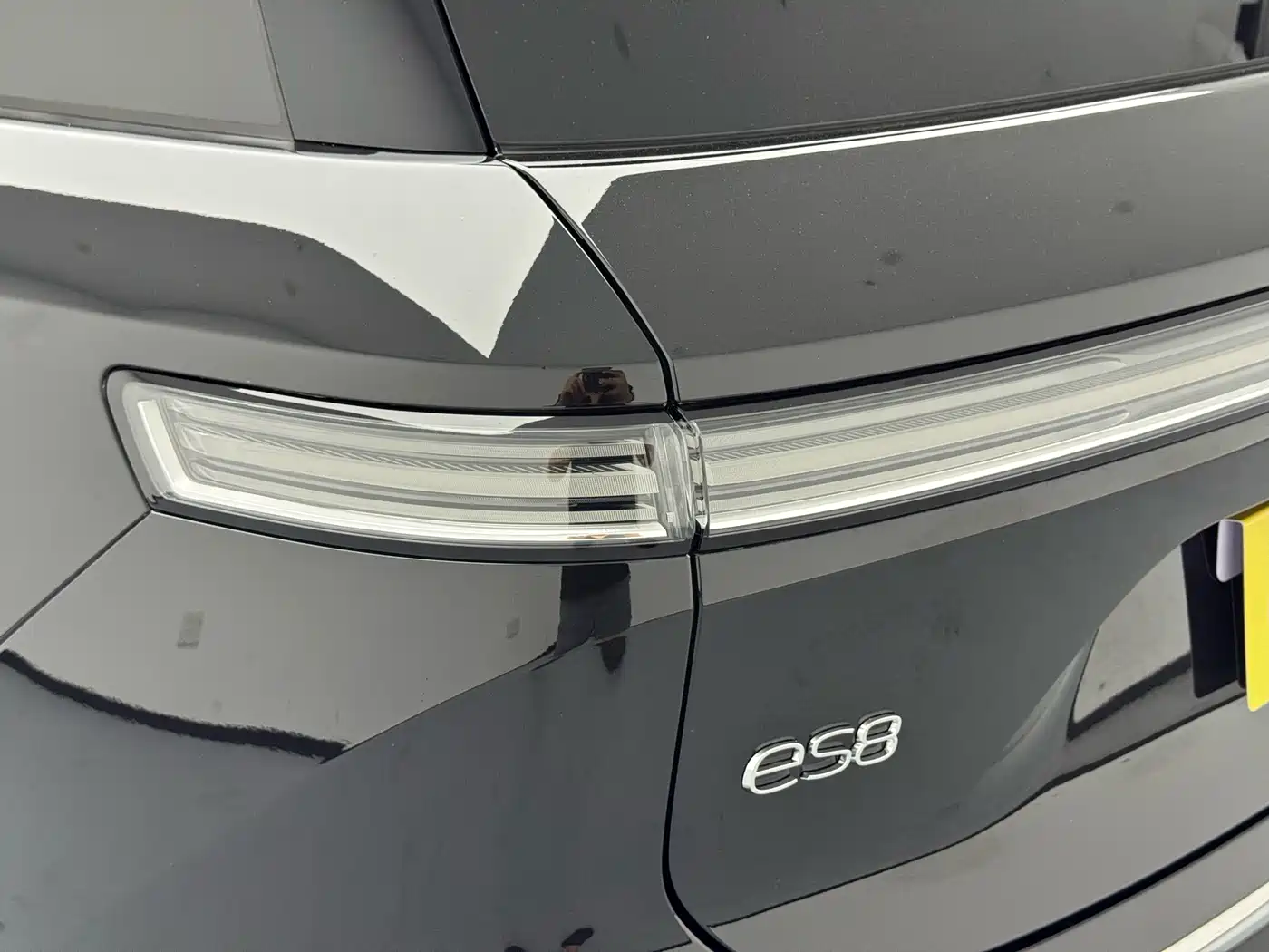NIO ES8 2026 2025 Model 6-Seat Executive Luxury Edition