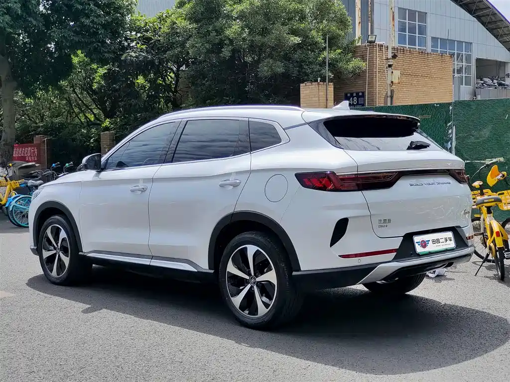 BYD Song PLUS PHEV 2021 DM-i 110KM Flagship фото 4