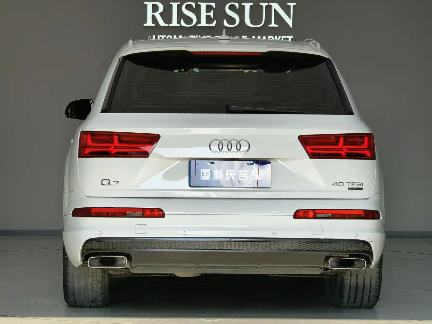 AUDI Q7