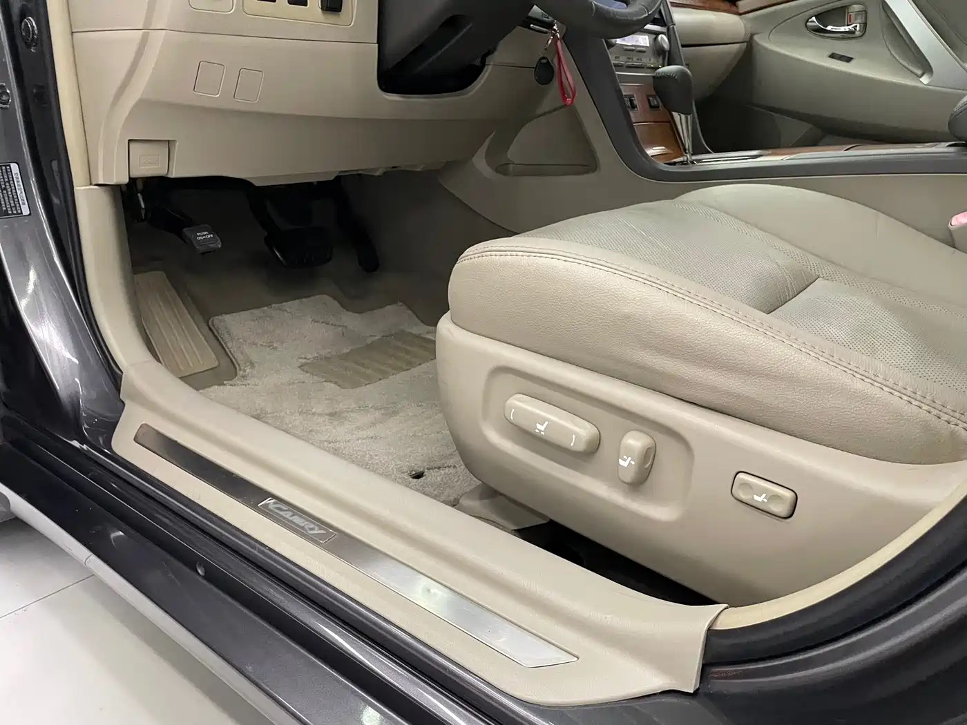 Toyota Camry 2009 Model 240G Luxury Edition фото 27