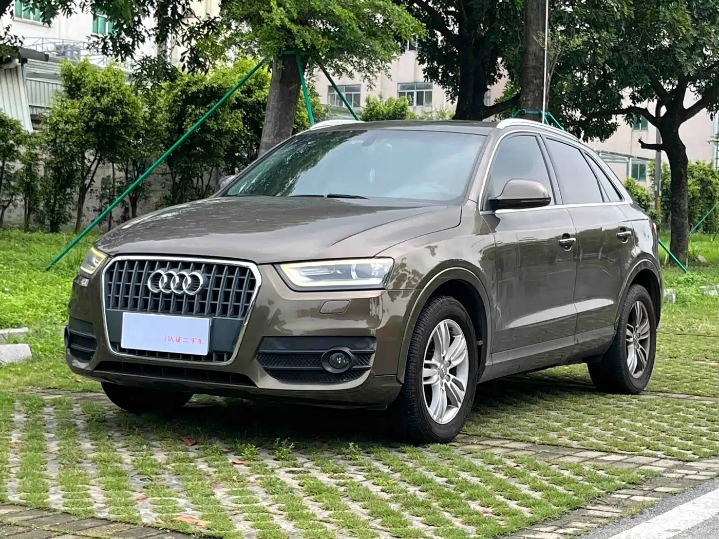 Audi Q3 2015 30 TFSI Comfort фото 2