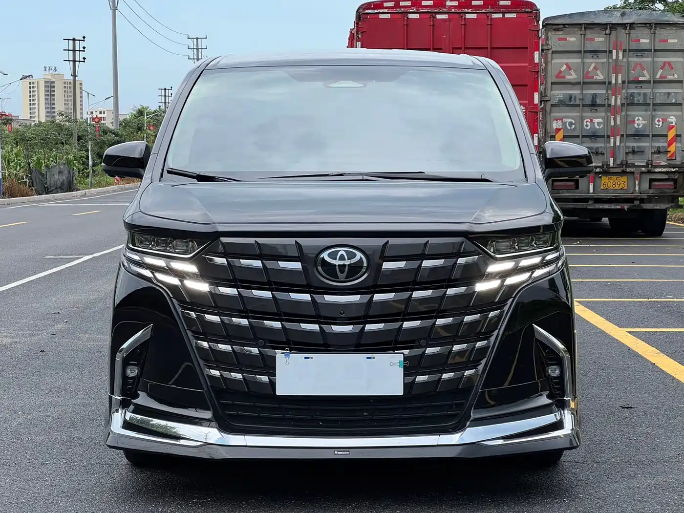 Toyota Alphard 2024 Hybrid 2.5L Ultimate Enjoyment Edition фото 3
