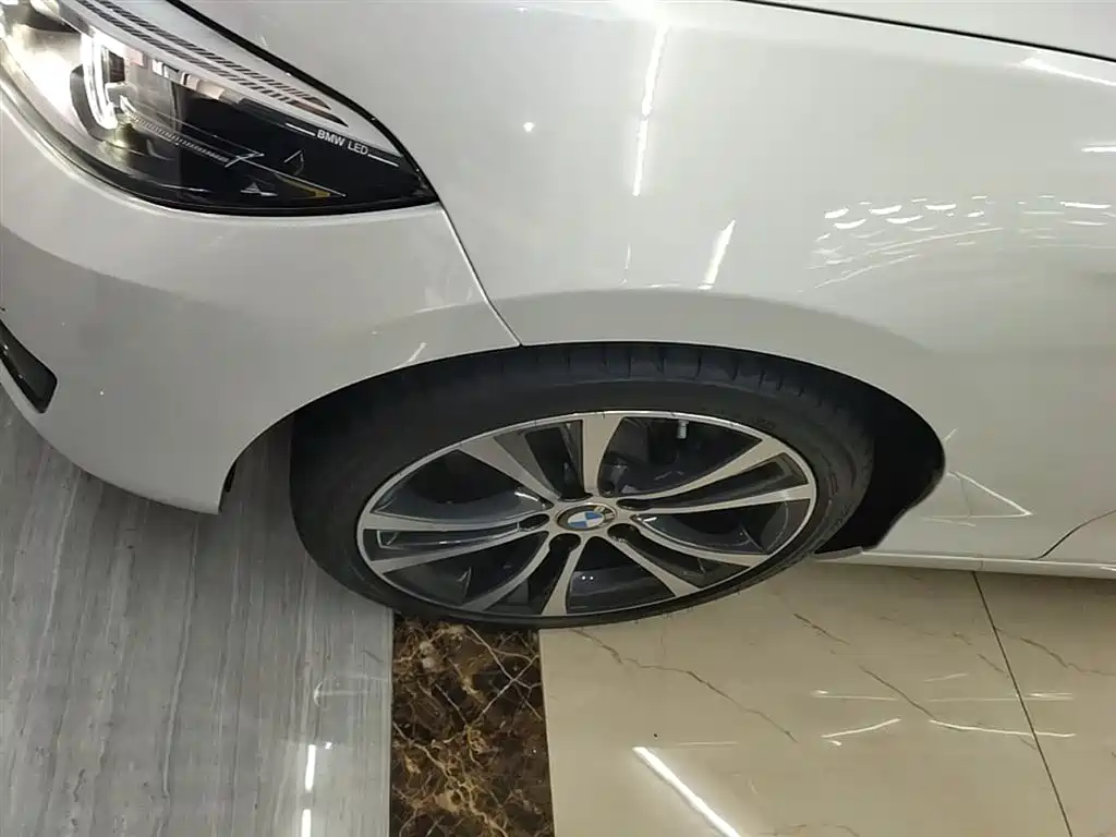 BMW 2 Series (Import) 2019 225i Sport Design Package фото 23