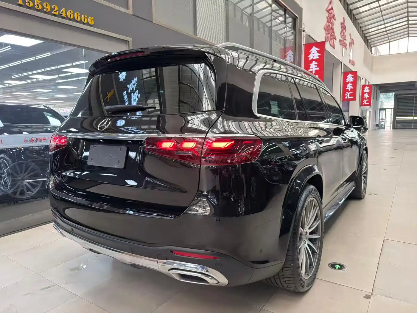 Mercedes-Benz GLS 2024 GLS 450 4MATIC Fashion Edition фото 17