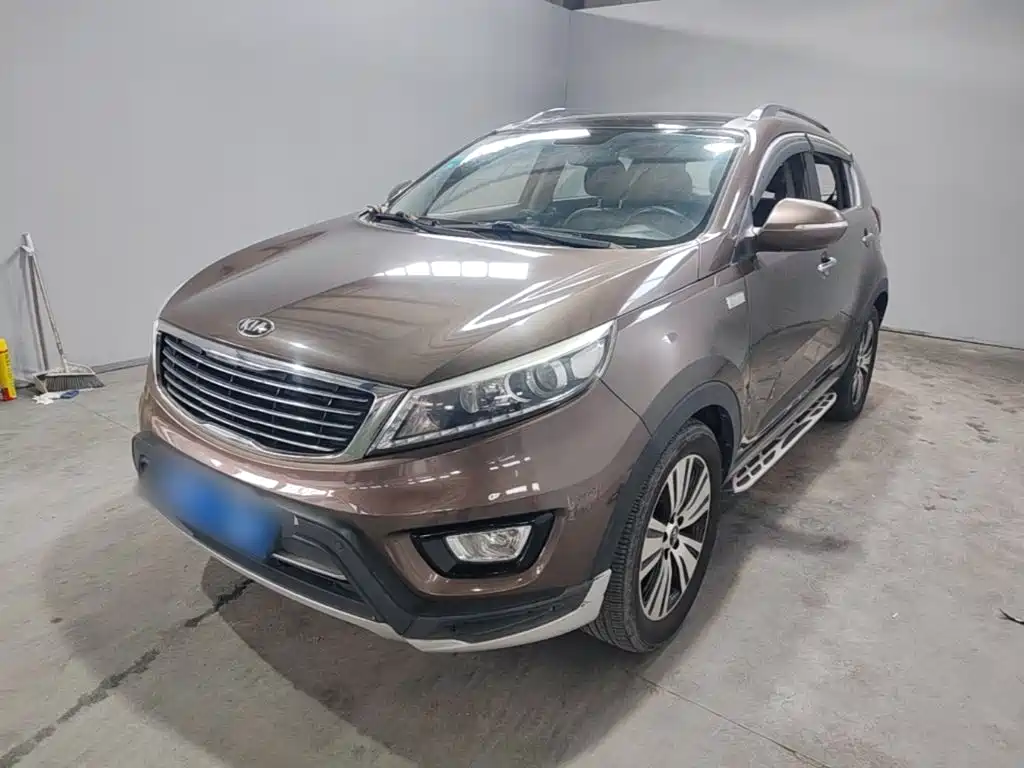 Фото 2 - Kia Sportage