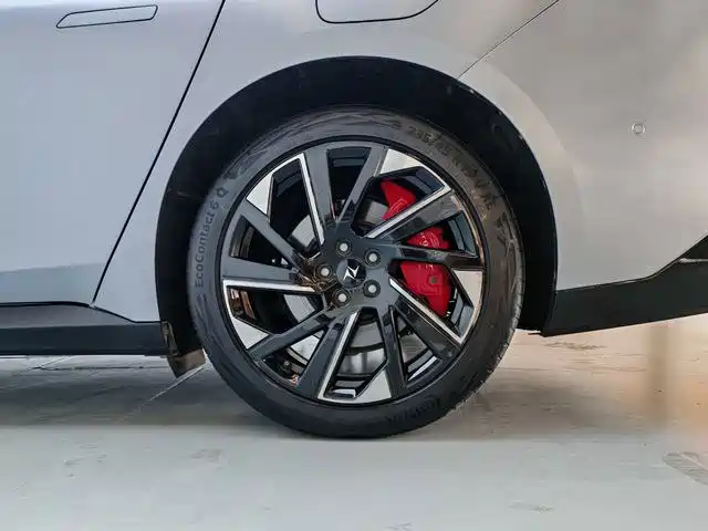 Dongfeng Yipai eπ007 2024 2024 Pure Electric 540 AWD Max Edition