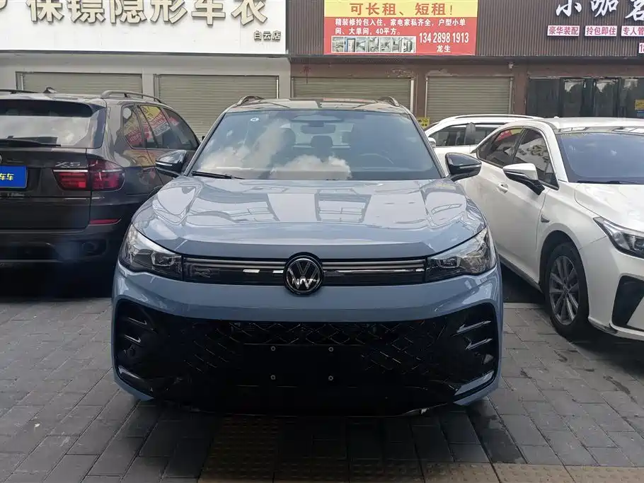 Volkswagen Tiguan L 2024 PRO 380TSI 4WD R-Line Premium Edition фото 2