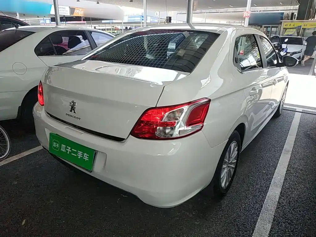 Peugeot 301 2014 2014 1.6L Automatic Luxury Edition