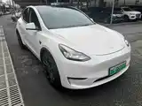 Photo 3 - Tesla Model Y