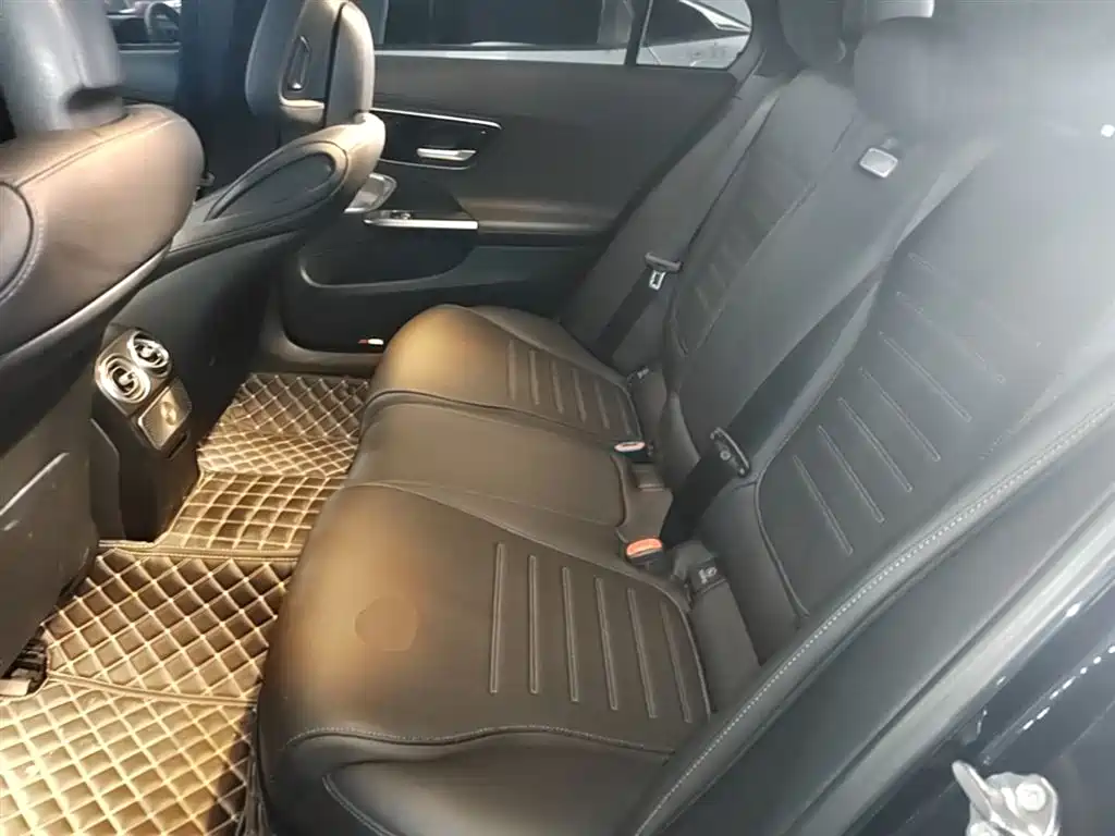 Mercedes-Benz C-Class 2023 C 260 L Sport фото 17