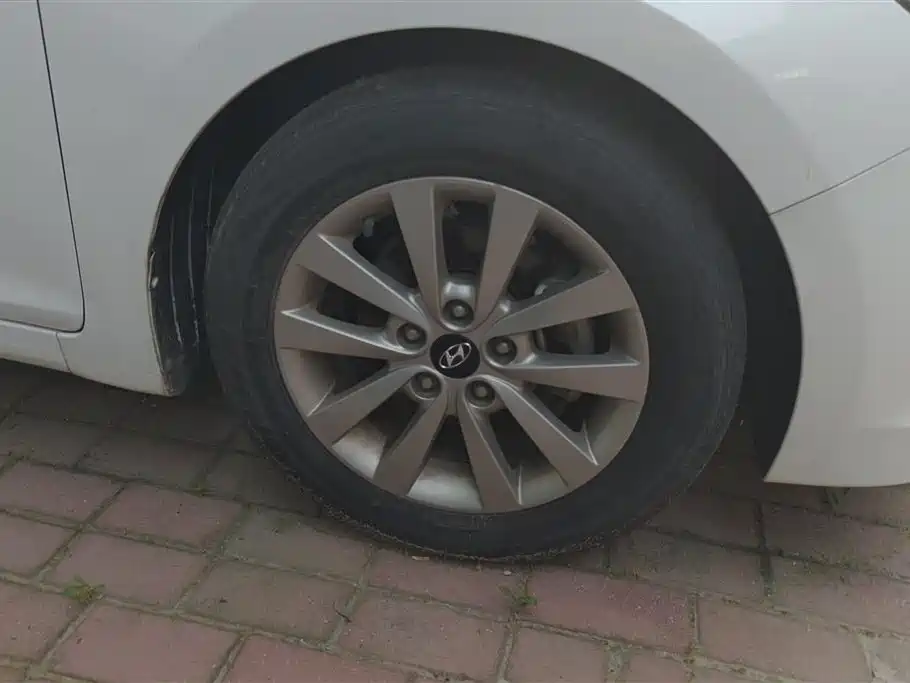 Hyundai Mistra 2014 1.8L Auto Smart GLS фото 6