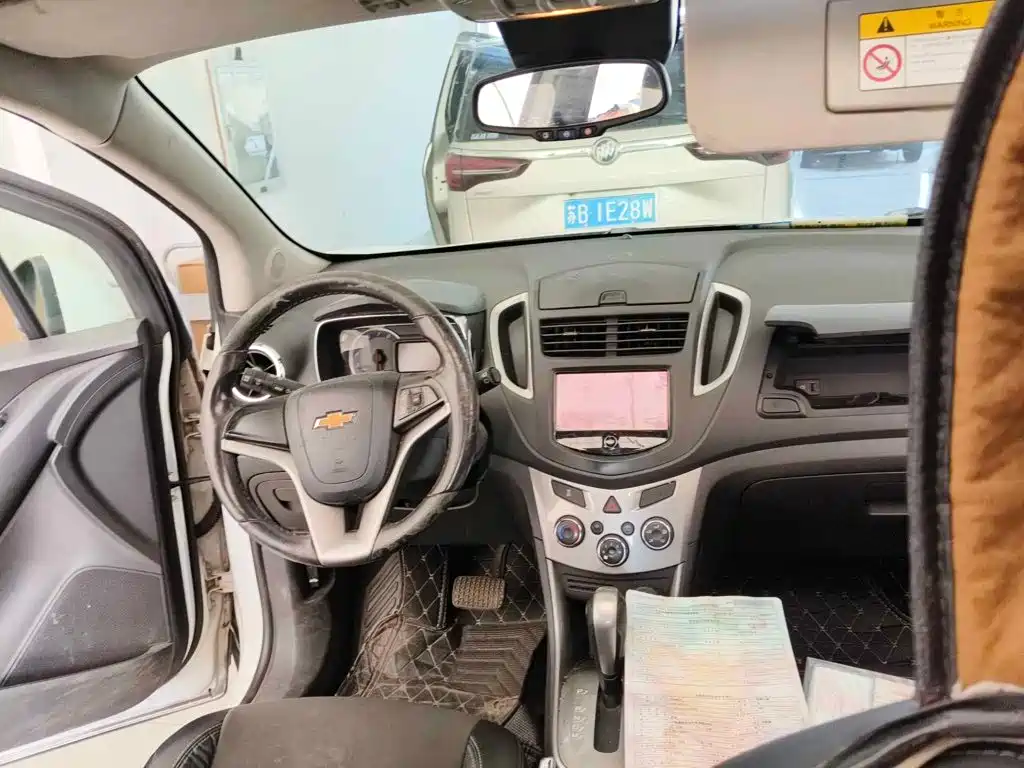 Фото 12 - Chevrolet Trax