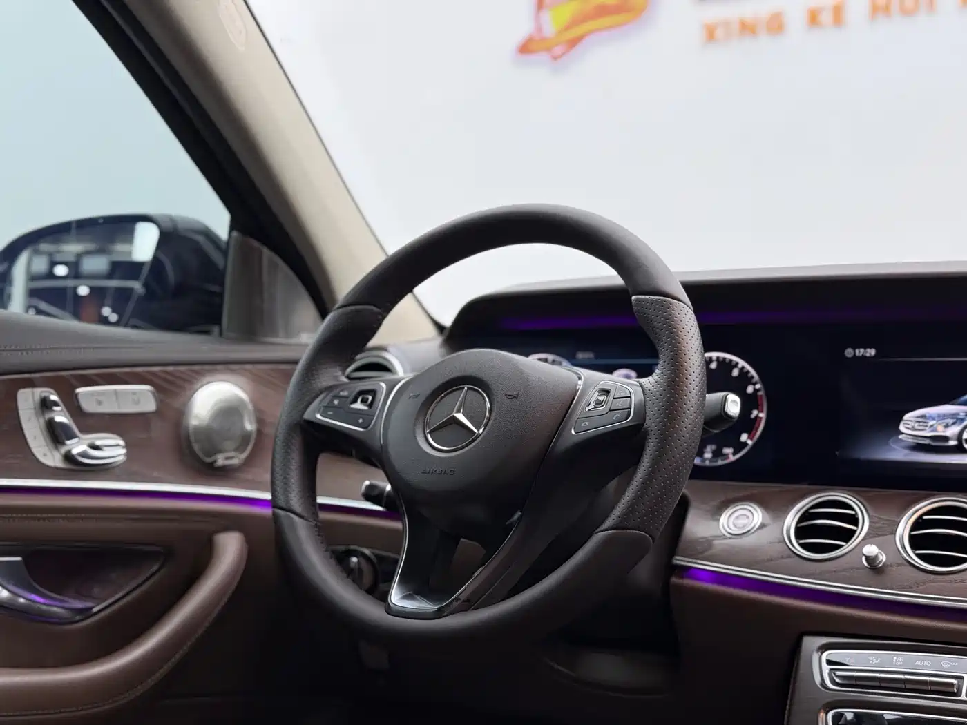 Mercedes-Benz E-Class 2017 E 300 L Luxury фото 10
