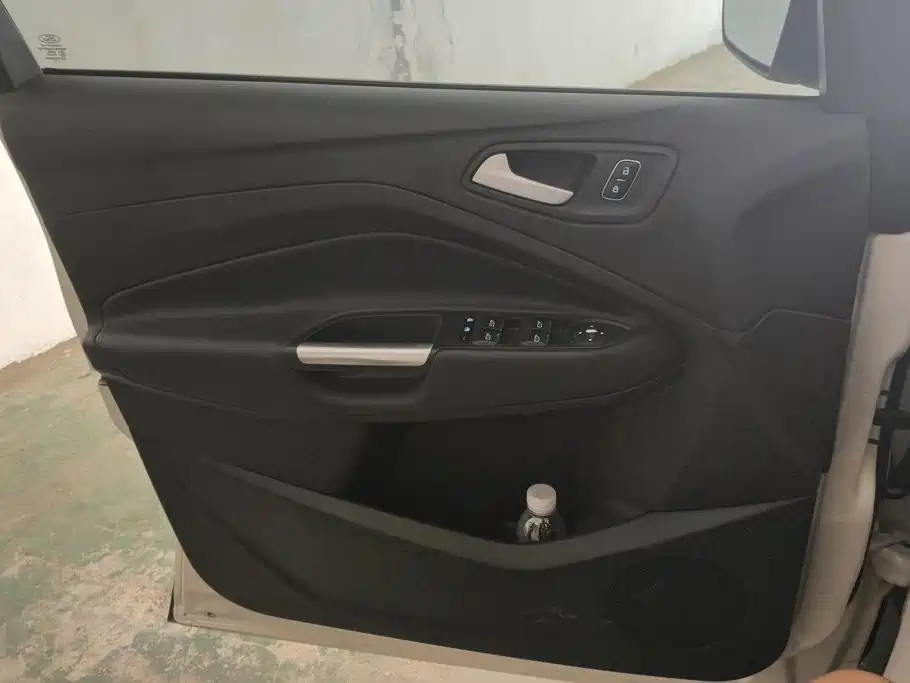 Ford Kuga 2020 2019 EcoBoost 180 2WD Platinum Wing Edition China VI