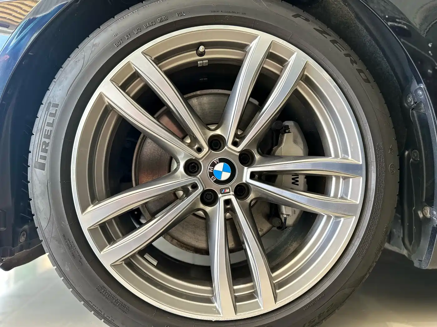 BMW 7 Series 2018 730Li Leading Type M Sport Package фото 24