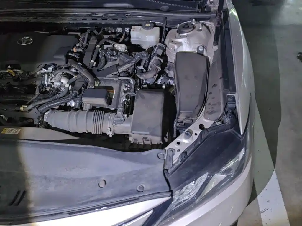 Photo 22 - Toyota Camry