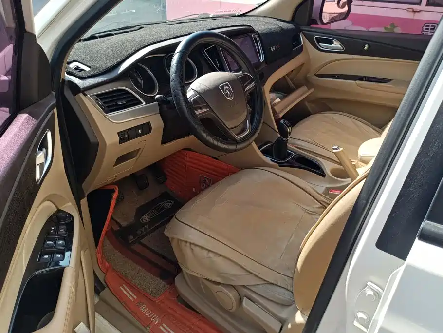 Фото 9 - Baojun 730