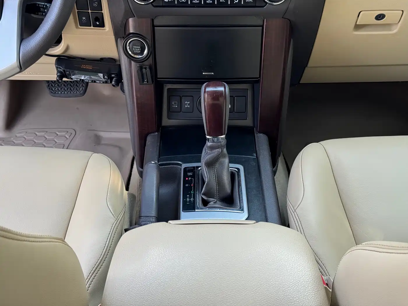 Toyota Prado 2014 4.0L Automatic TX-L фото 18
