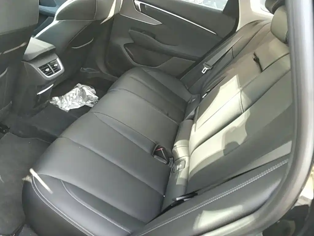 Buick LaCrosse 2025 2025 Model 28T Platinum Edition
