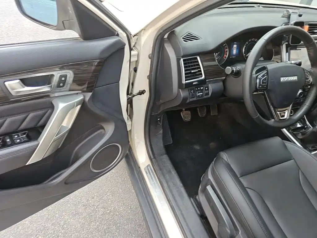 Фото 16 - Haval H2