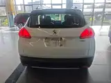 Photo 6 - Peugeot 2008