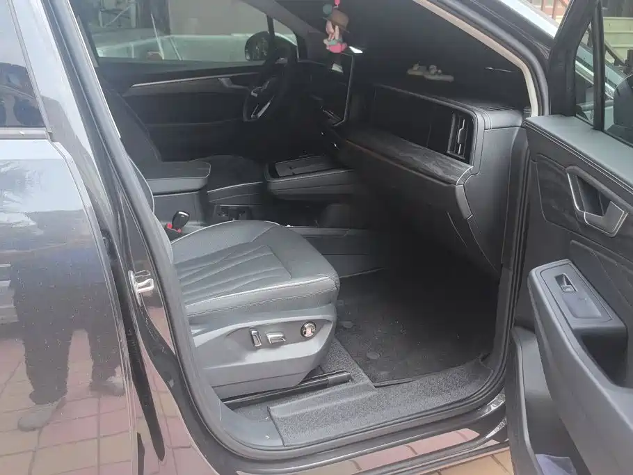 Volkswagen Talagon 2025 2025 Model 450TSI AWD Premium 6-Seater