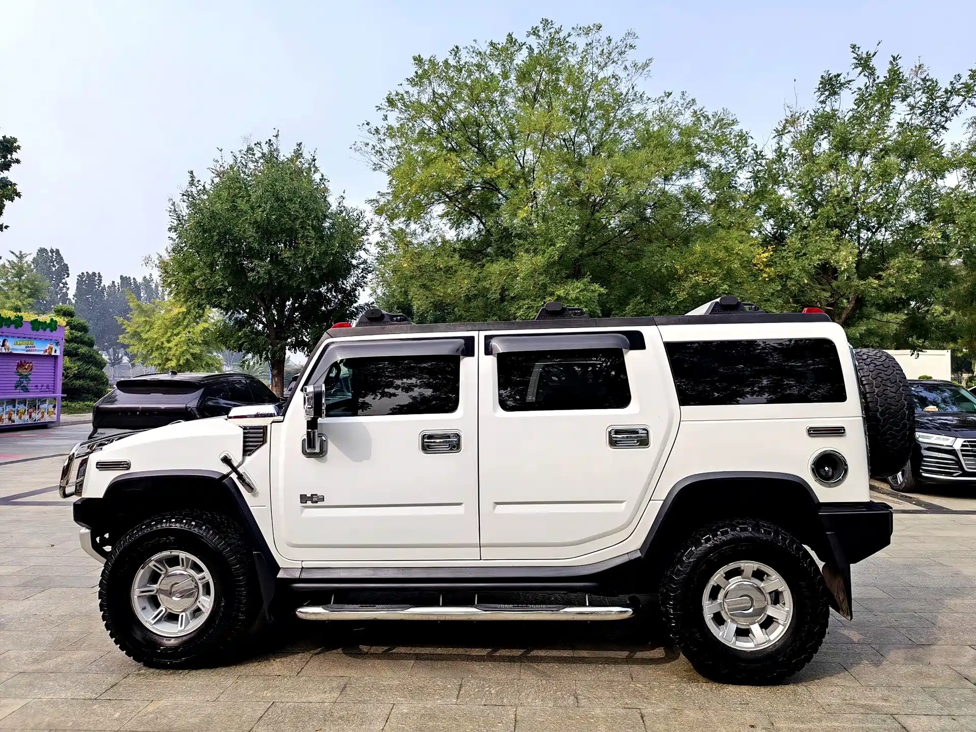 Фото 2 - Hummer H2