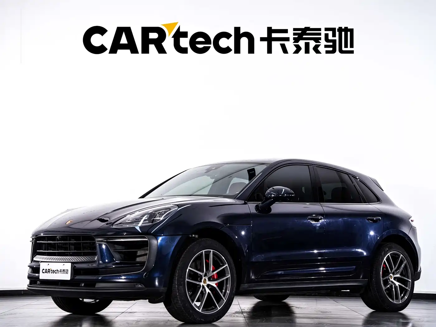 Фото 1 - Porsche Macan