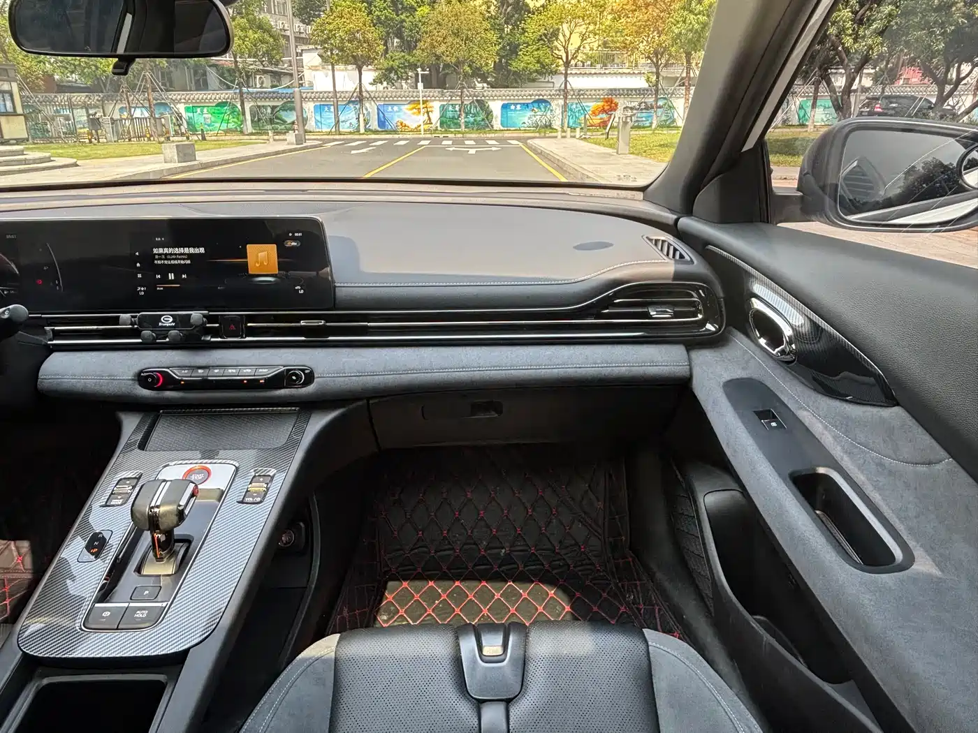 GAC Trumpchi Trumpchi Emkoo 2023 400T Automatic R PRO фото 15