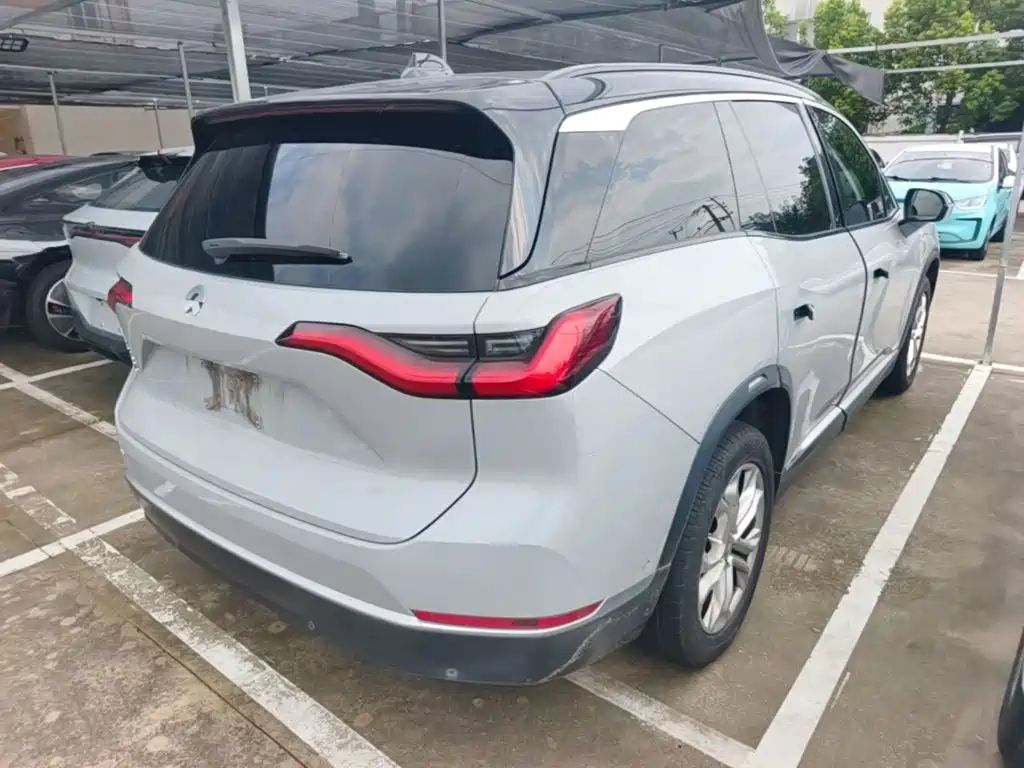 NIO ES8 2022 2020 580KM 7-Seater