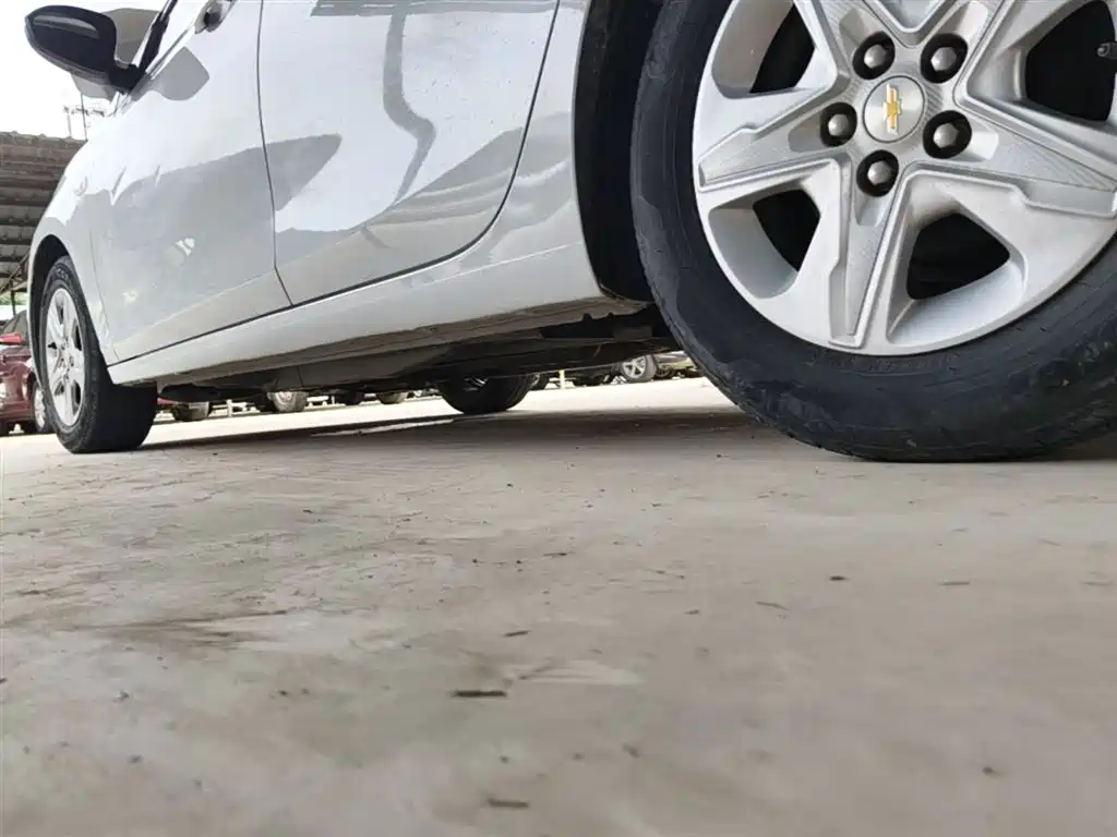 Chevrolet Cavalier 2016 1.5L Manual Enjoyment Edition фото 21
