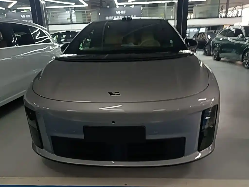 Li Auto i6 2025 2025 2WD Base Model