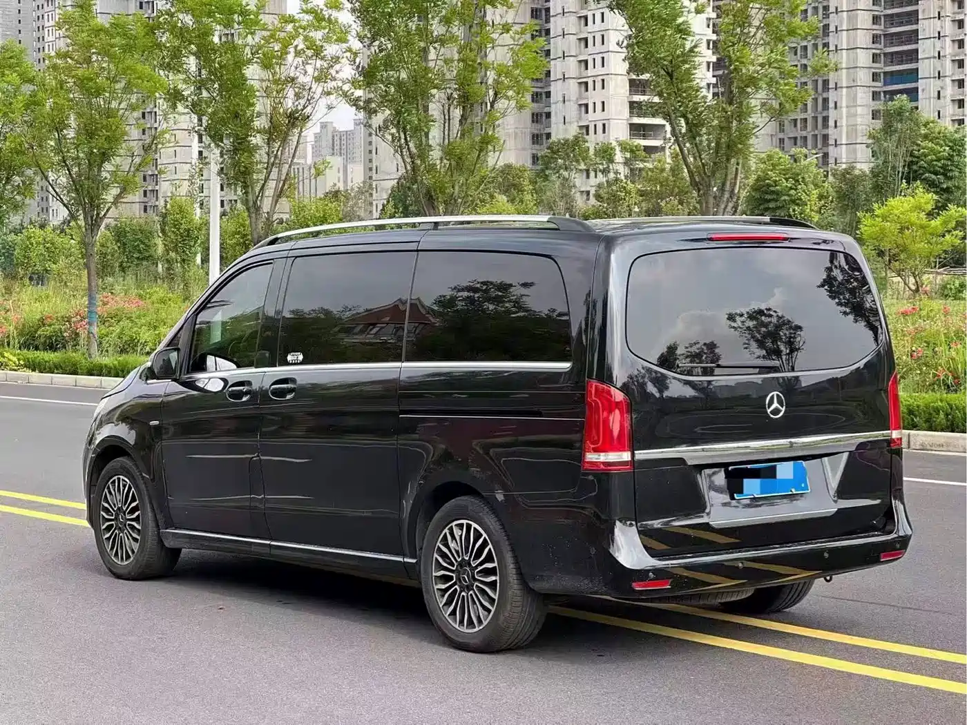 Mercedes-Benz V-Class 2018 V 260 Premium Edition China V фото 7