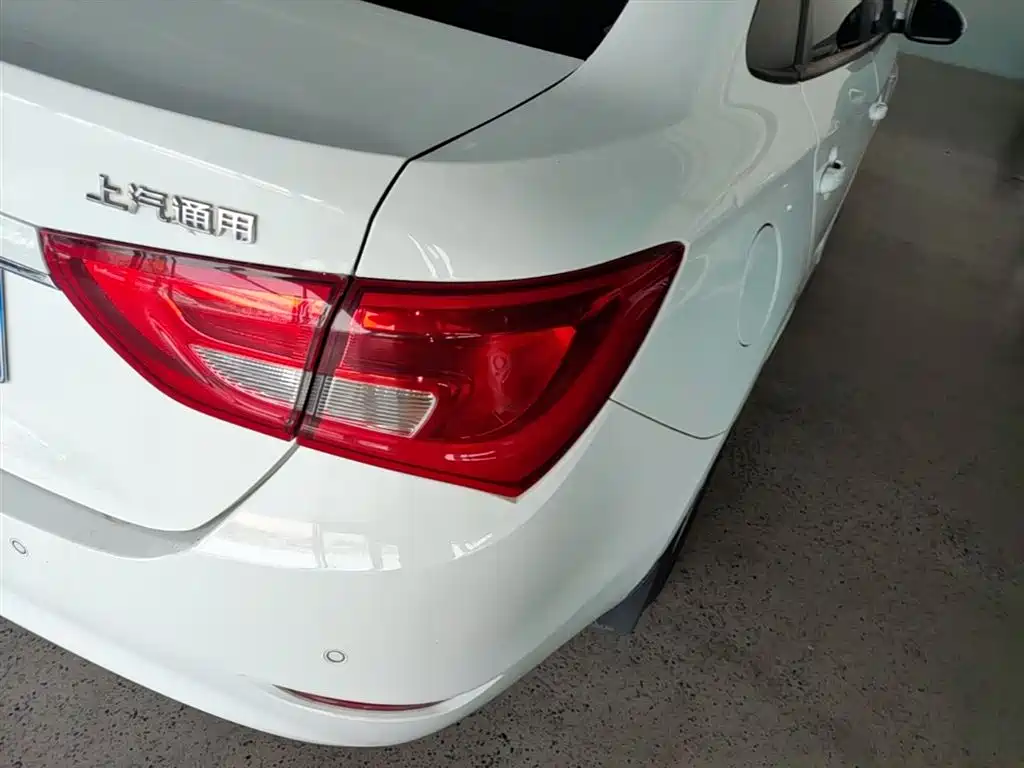 Buick Excelle 2017 15N Automatic Elite фото 8