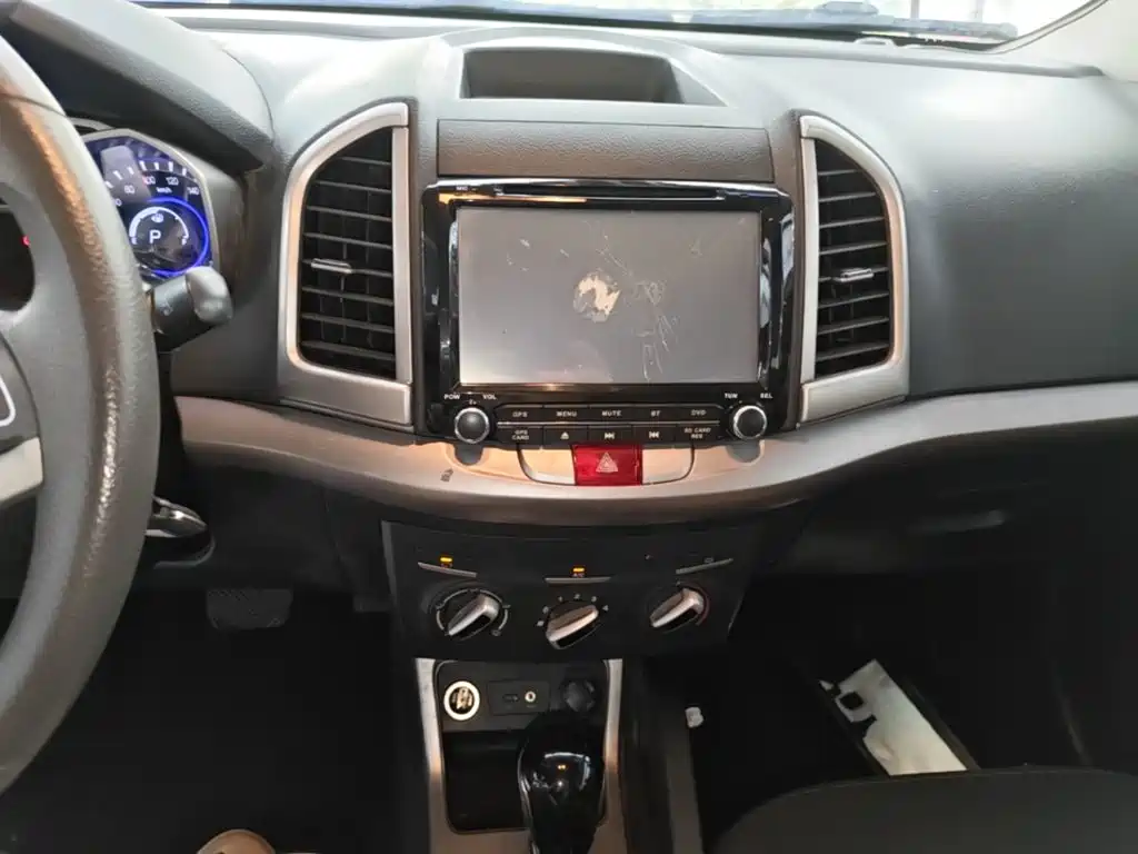 JAC Motors Refine S3 2015 2014 1.5L CVT Luxury