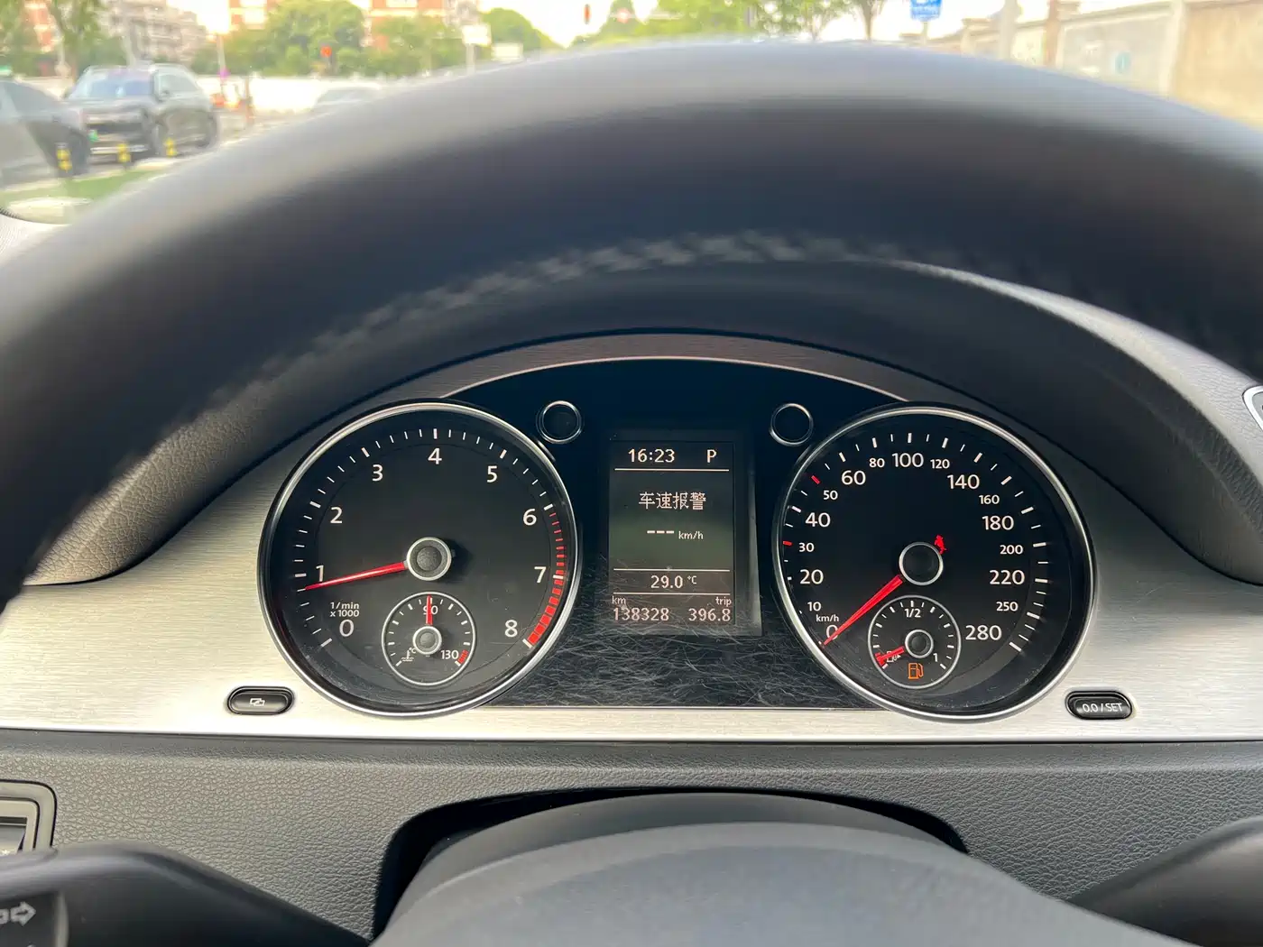 Volkswagen FAW-Volkswagen CC 2011 1.8TSI Luxury фото 4